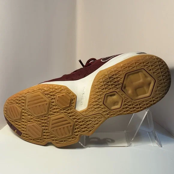 NIKE Air Max Lebron James 13 XIII - Low Team Red Gum - Men's Size 10 -831925-610 - Picture 9 of 15